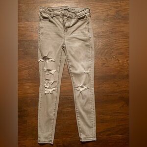 American Eagle Outfitters Light Gray Distressed Skinny Jeans
